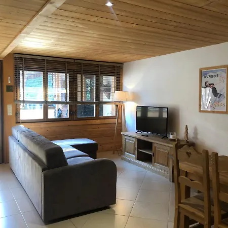 Le 1590 - Javen Apartment Sallanches